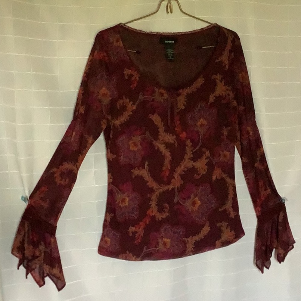 Express top Size M Great Condition